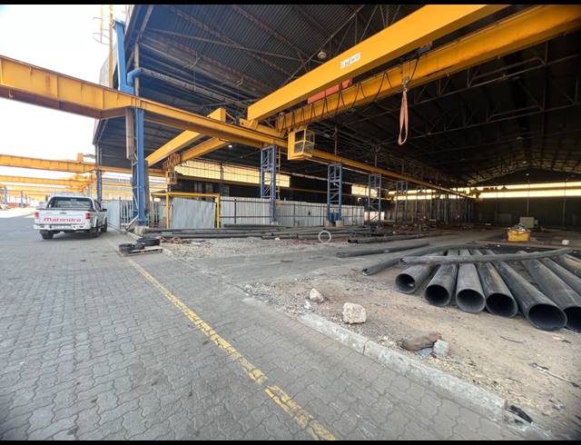 18,286M² FACTORY TO LET IN ROODEKOP